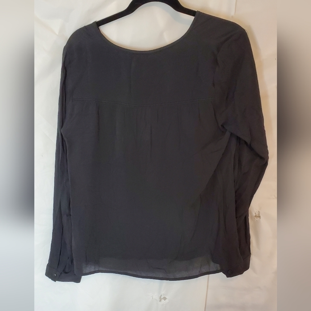 See U Soon By Anthropologie Size Medium Black Vneck Blouse - Picture 4 of 4